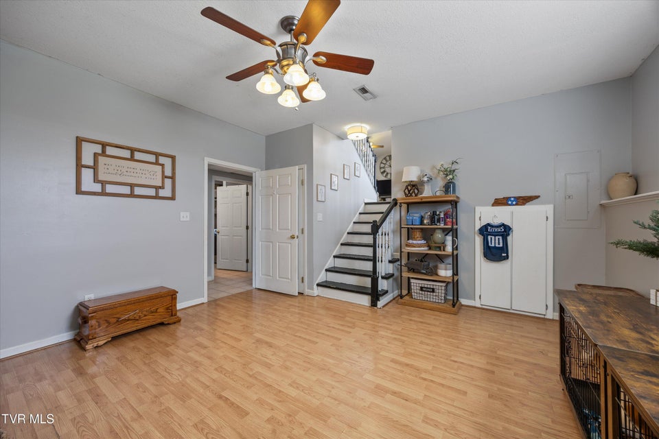 Photo #30: 107 Steven Lane