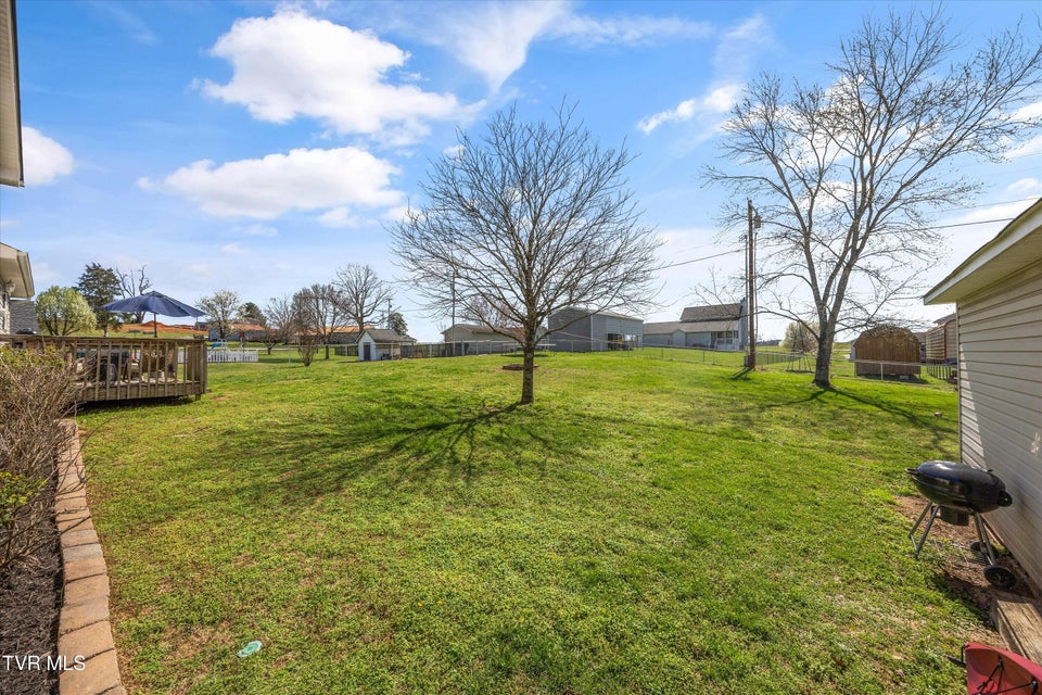 Photo #39: 107 Steven Lane