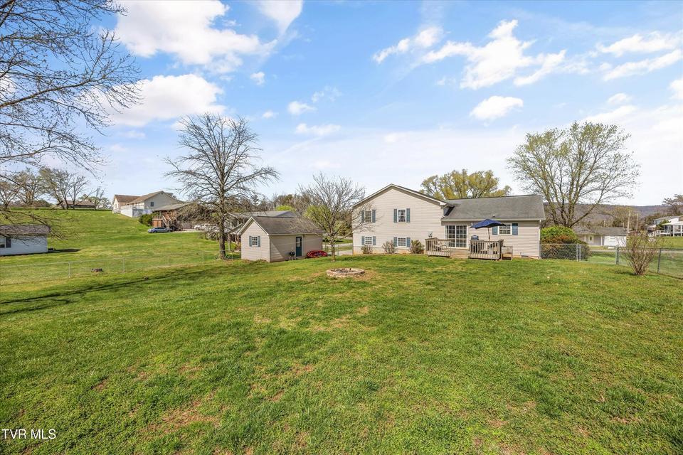 Photo #41: 107 Steven Lane