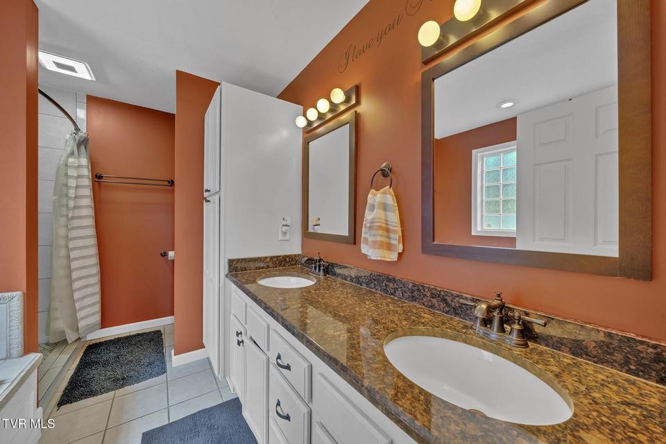 Photo #32: 31 Colricia Drive