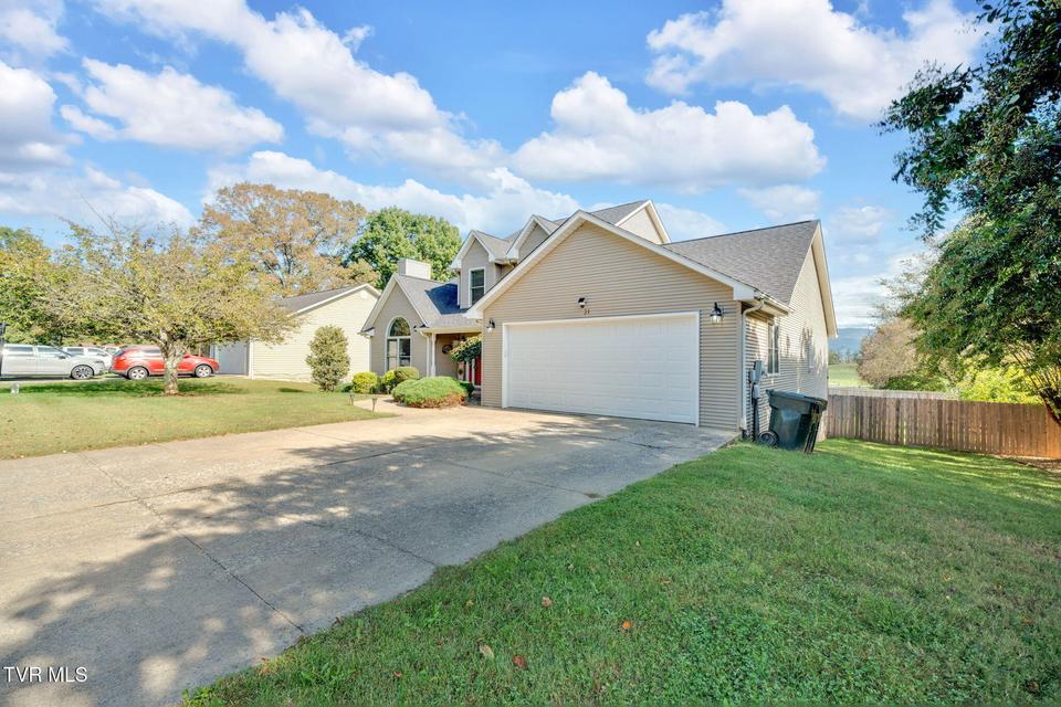 Photo #55: 31 Colricia Drive