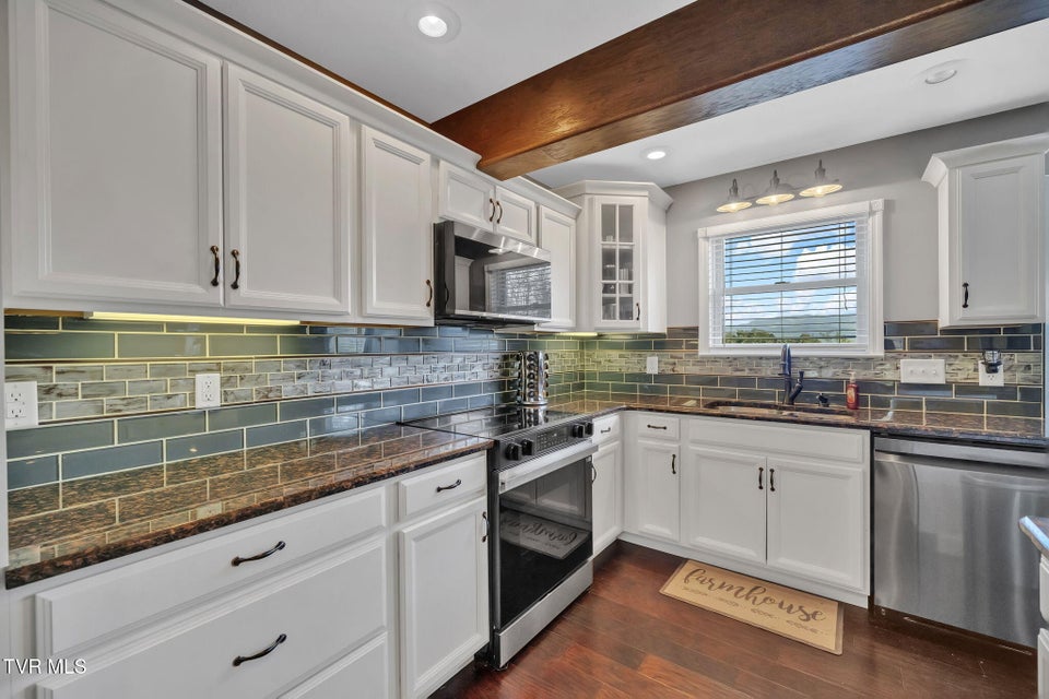 Photo #16: 31 Colricia Drive