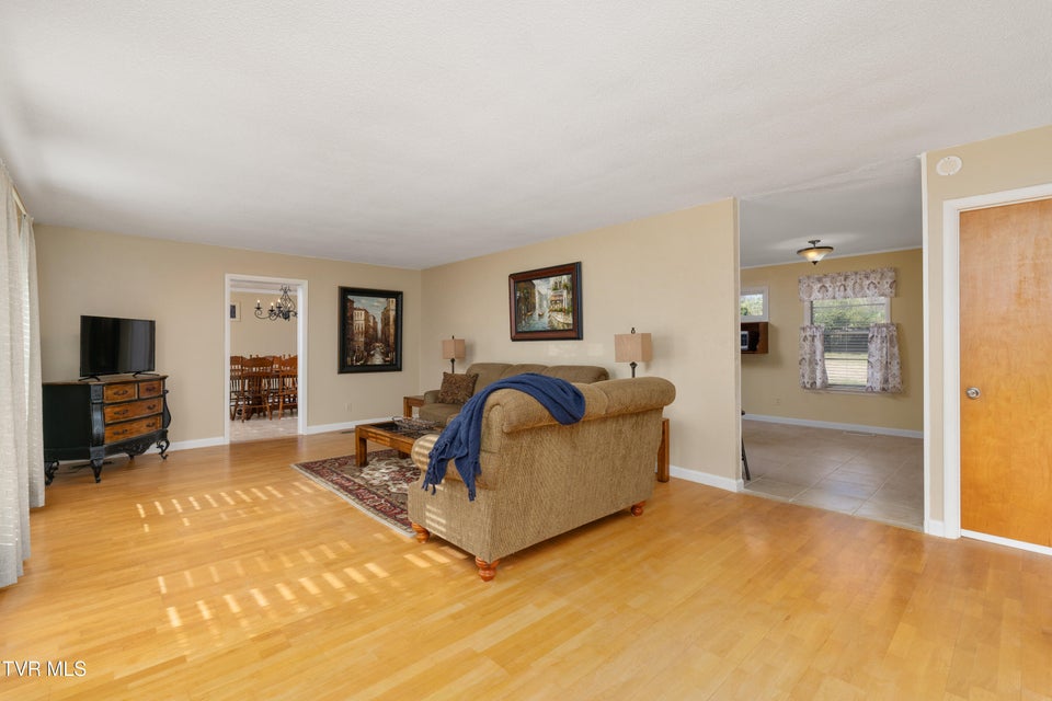 Photo #33: 5010 Newport Highway