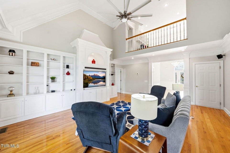 Photo #10: 122 Chestnut Ridge Drive