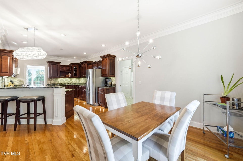 Photo #19: 122 Chestnut Ridge Drive