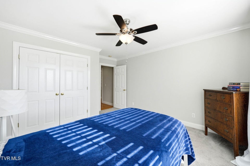 Photo #41: 122 Chestnut Ridge Drive