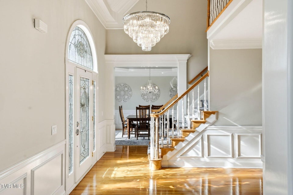 Photo #3: 122 Chestnut Ridge Drive