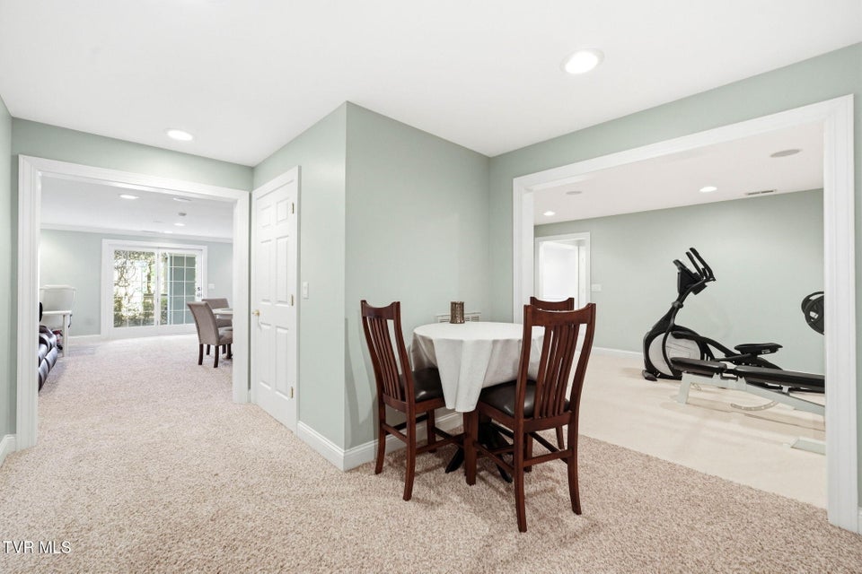 Photo #48: 122 Chestnut Ridge Drive