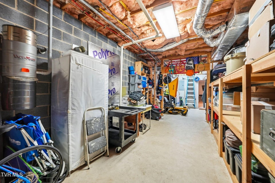 Photo #66: 122 Chestnut Ridge Drive