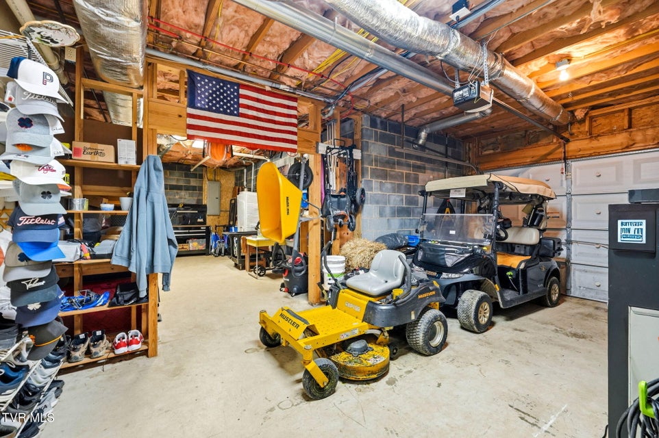 Photo #68: 122 Chestnut Ridge Drive