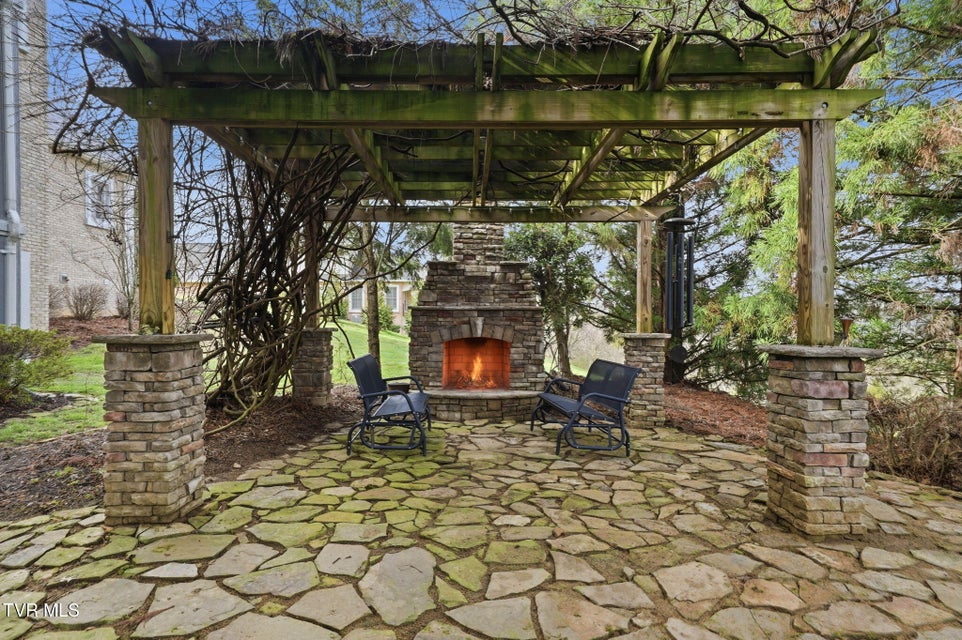 Photo #58: 122 Chestnut Ridge Drive