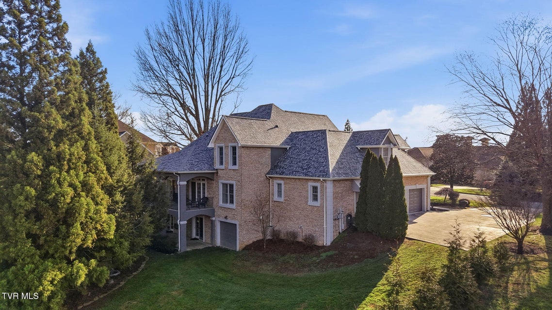 Photo #61: 122 Chestnut Ridge Drive