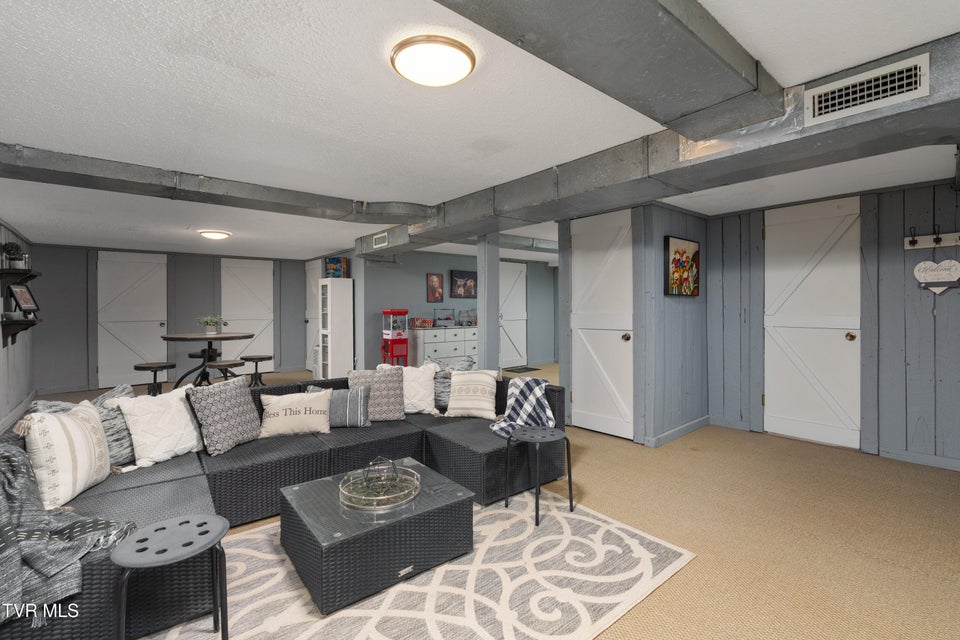 Photo #51: 5010 Newport Highway