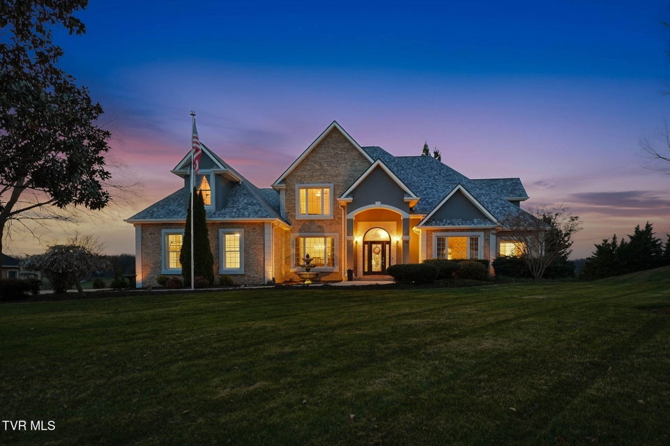 Photo #2: 122 Chestnut Ridge Drive