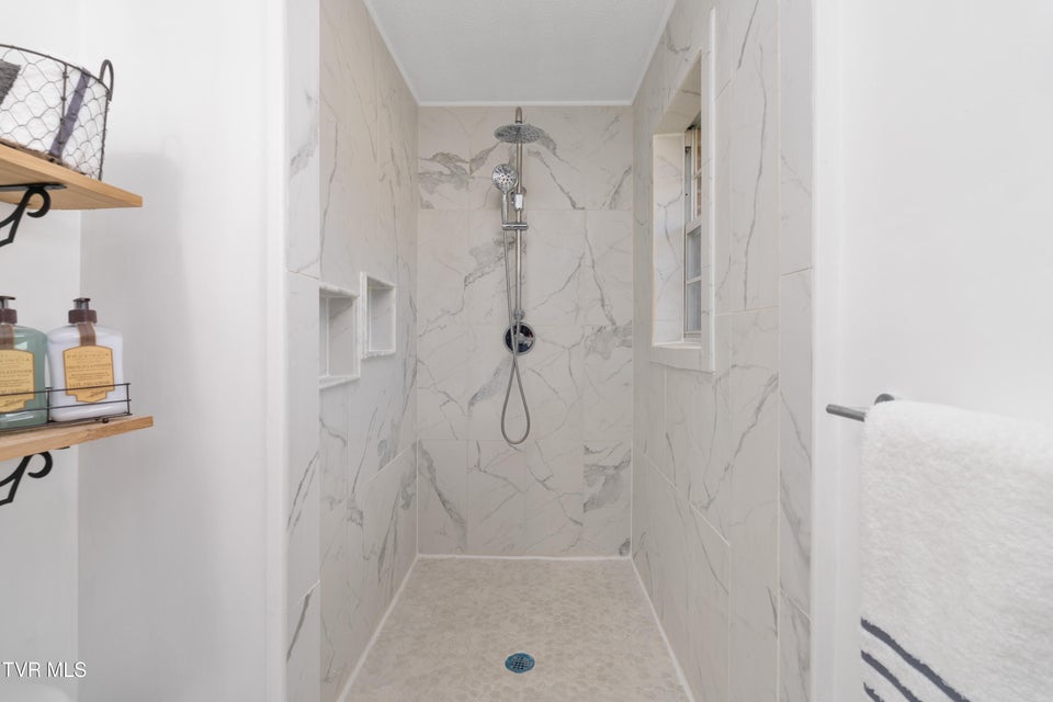 Photo #69: 5010 Newport Highway