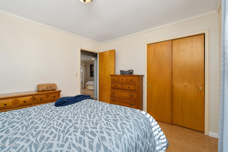 Photo #74: 5010 Newport Highway