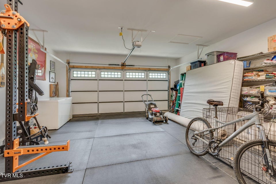 Photo #37: 812 Dolen Place