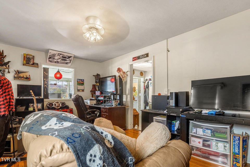 Photo #10: 200 Fairacres Drive