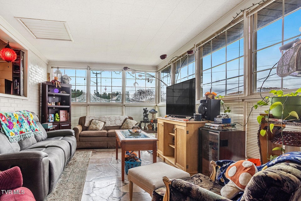 Photo #17: 200 Fairacres Drive