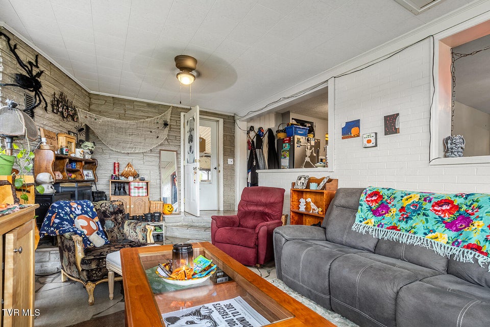 Photo #20: 200 Fairacres Drive