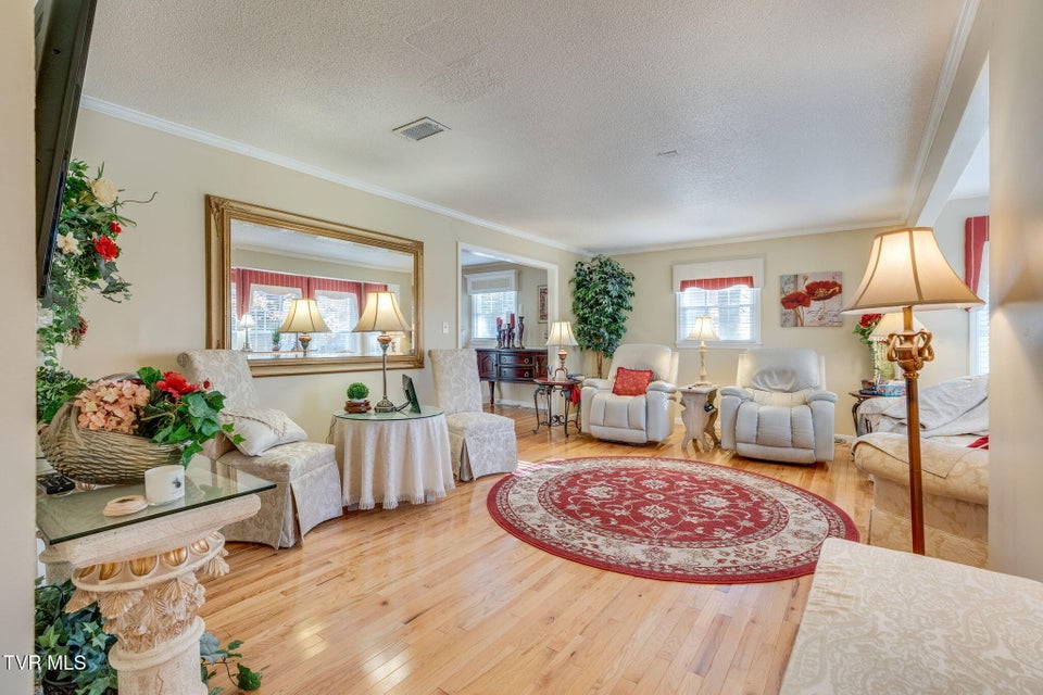 Photo #6: 3315 Martindale Drive