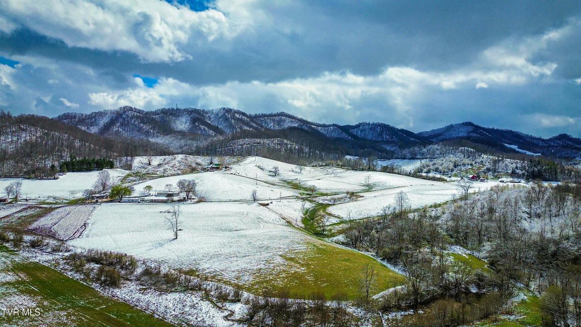 Photo #29: 18 Old Quarry Road