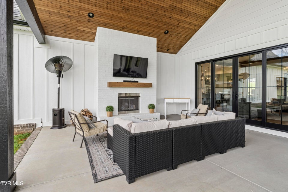 Photo #88: 133 Wake Robin Lane