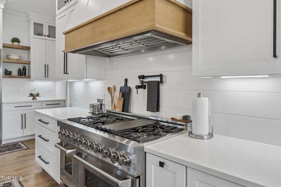 Photo #15: 133 Wake Robin Lane