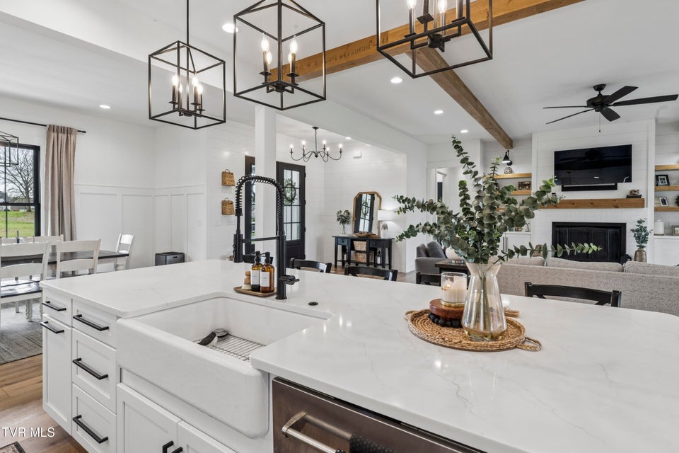 Photo #16: 133 Wake Robin Lane