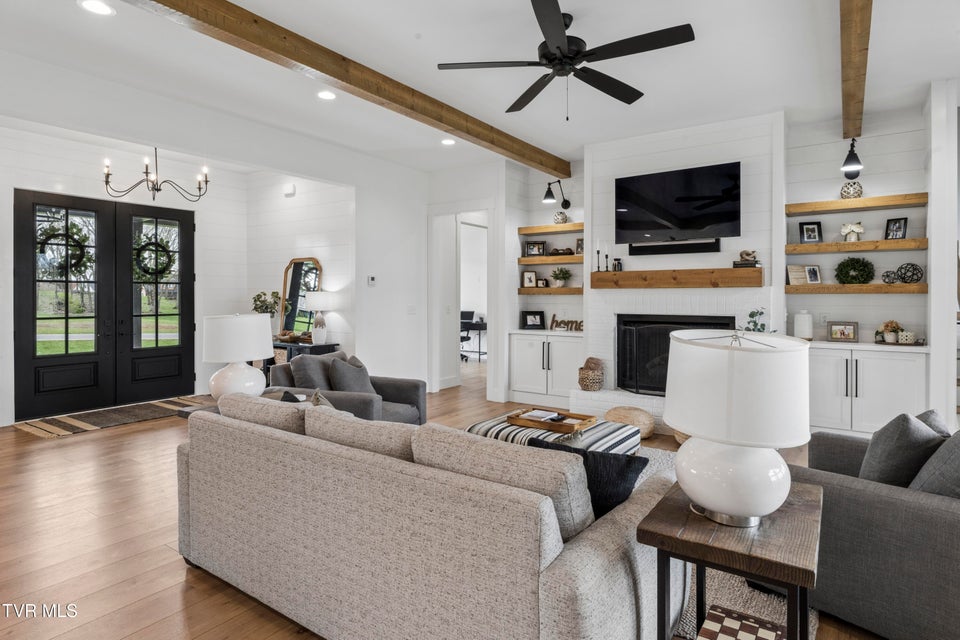 Photo #18: 133 Wake Robin Lane