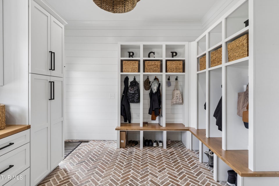 Photo #28: 133 Wake Robin Lane