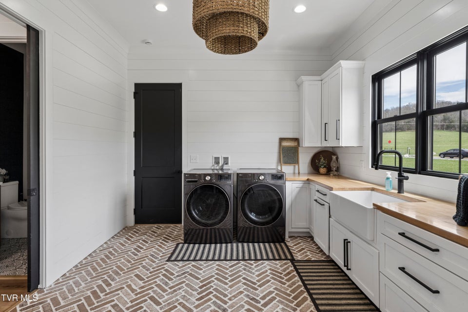 Photo #29: 133 Wake Robin Lane