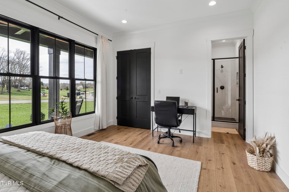 Photo #32: 133 Wake Robin Lane