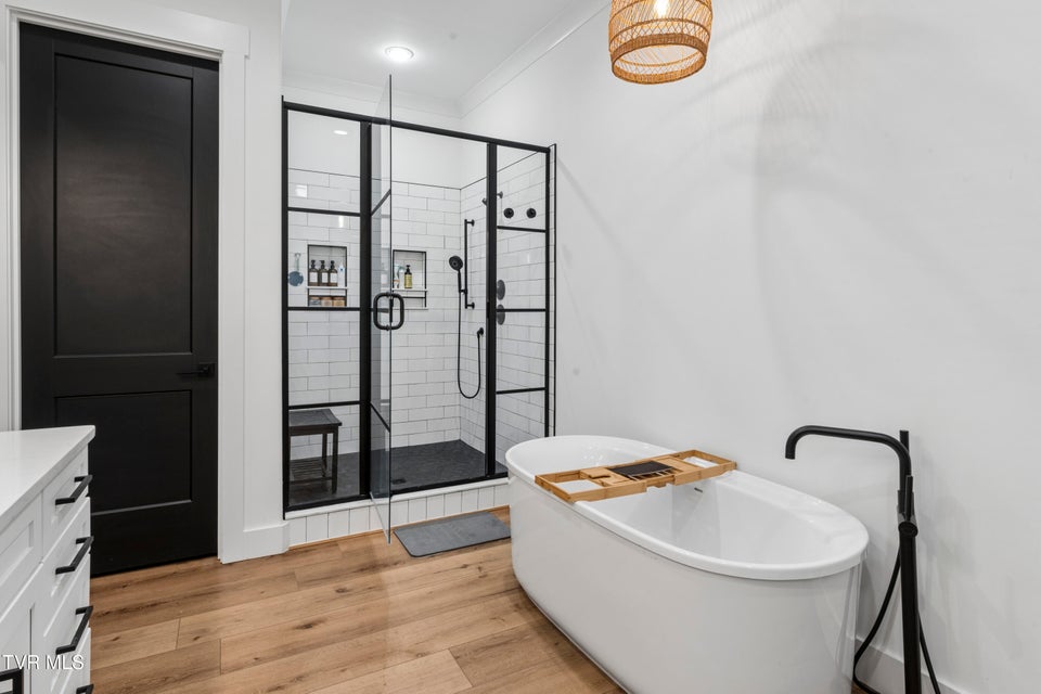 Photo #40: 133 Wake Robin Lane