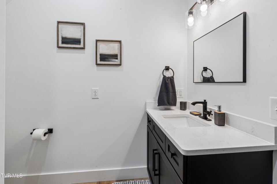 Photo #51: 133 Wake Robin Lane