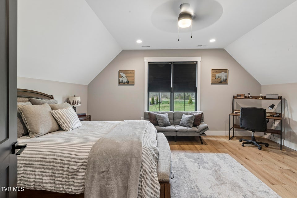 Photo #52: 133 Wake Robin Lane