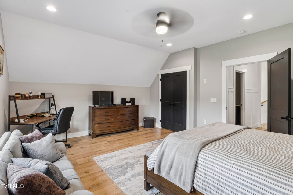 Photo #53: 133 Wake Robin Lane