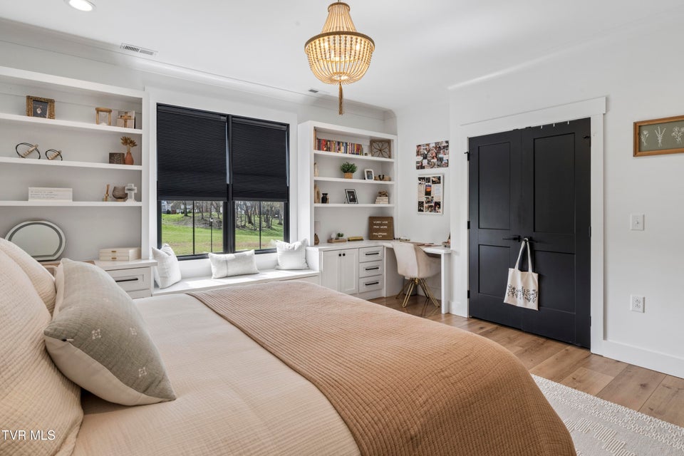 Photo #62: 133 Wake Robin Lane