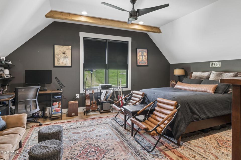 Photo #66: 133 Wake Robin Lane