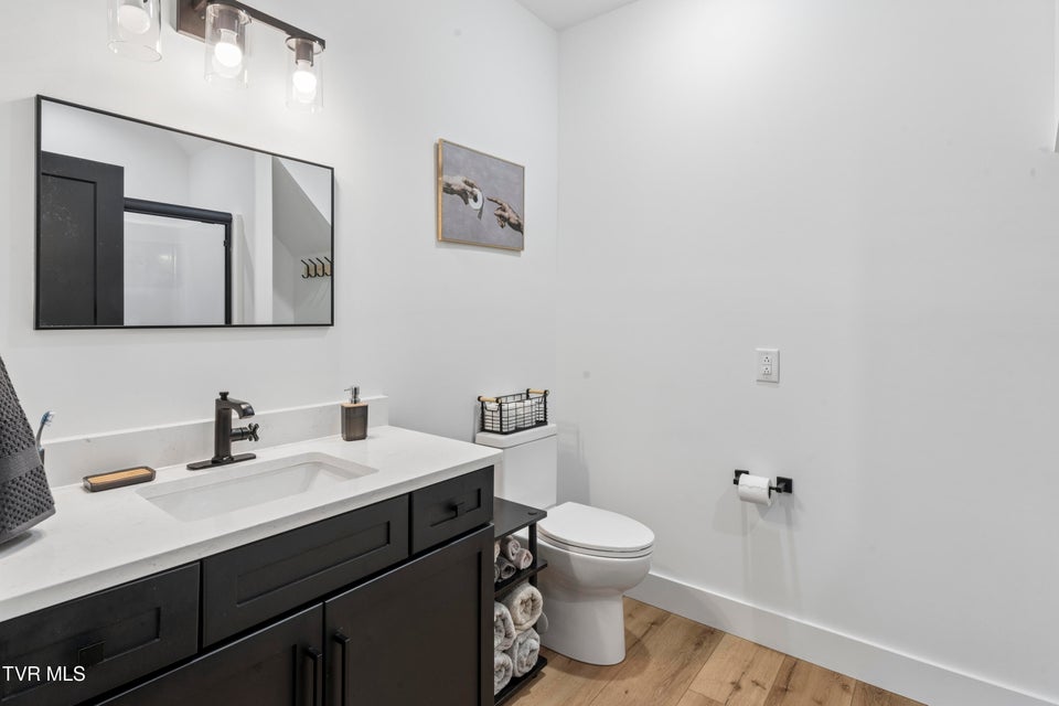 Photo #68: 133 Wake Robin Lane