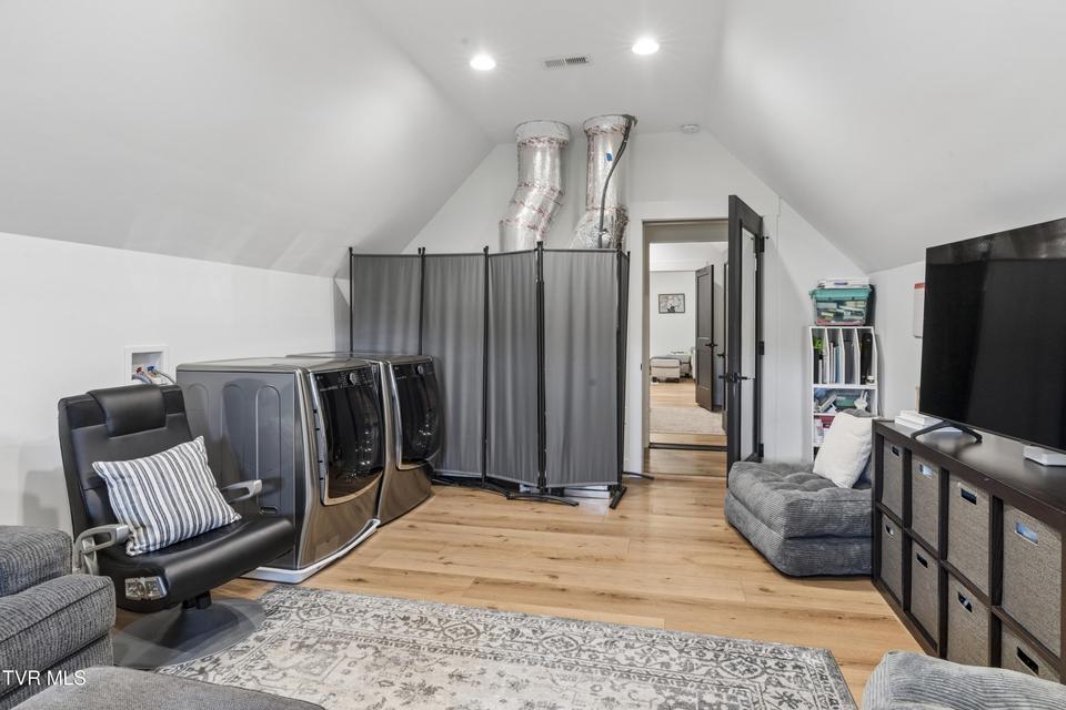 Photo #80: 133 Wake Robin Lane