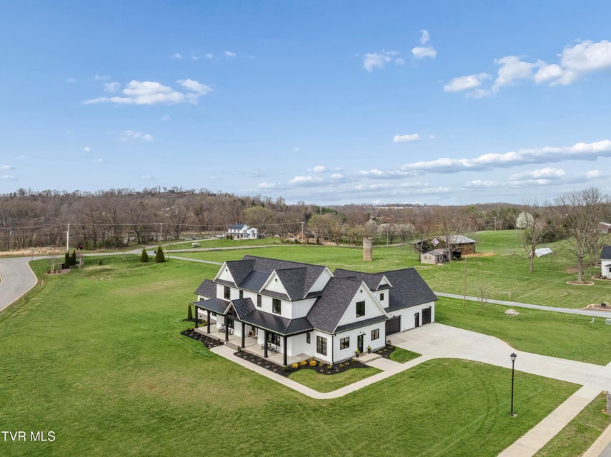 Photo #99: 133 Wake Robin Lane