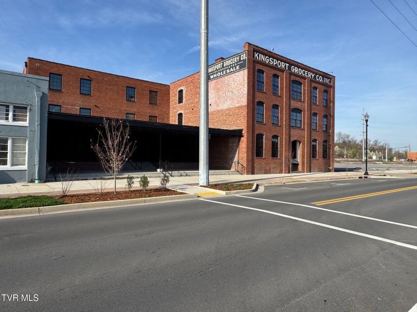 Photo #17: 453 Main Street