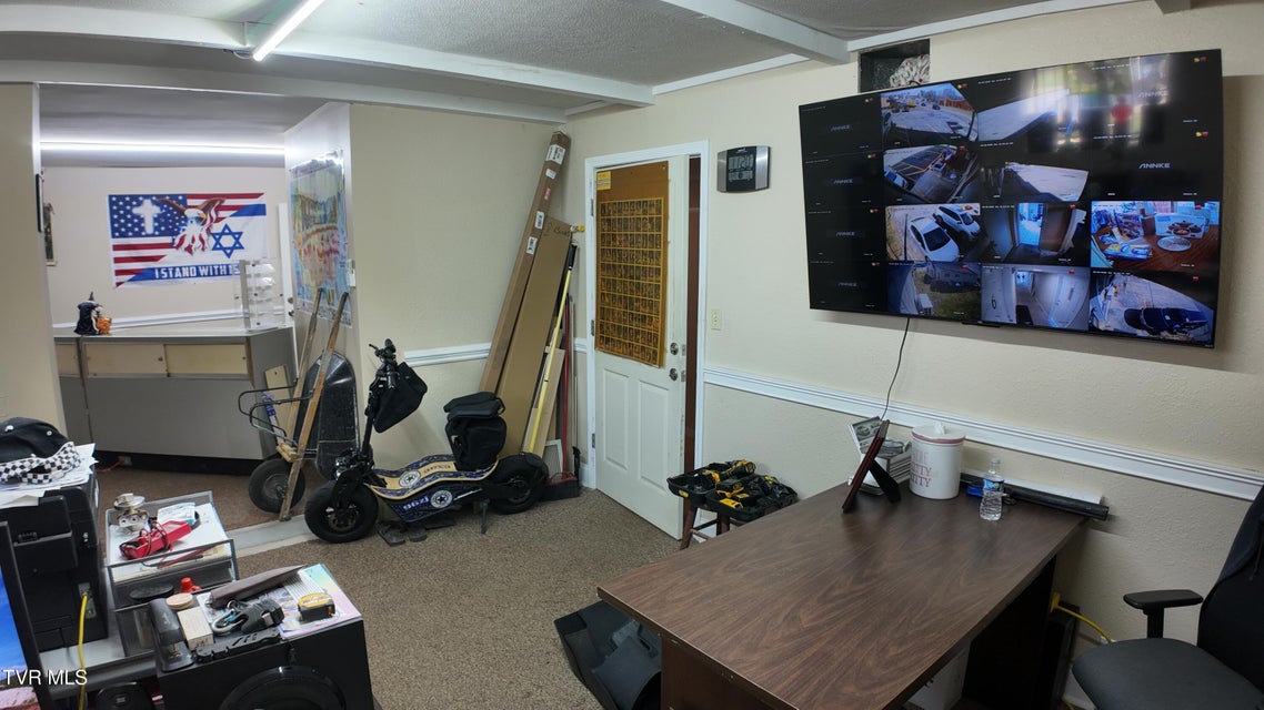 Photo #73: 1001 Roan Street