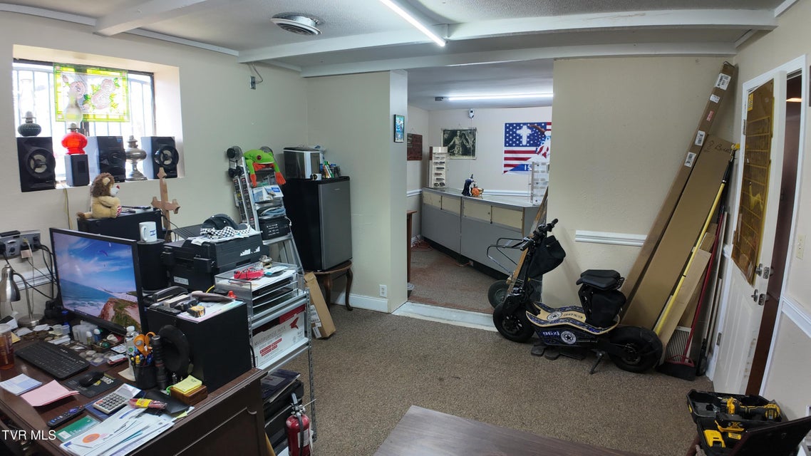 Photo #74: 1001 Roan Street