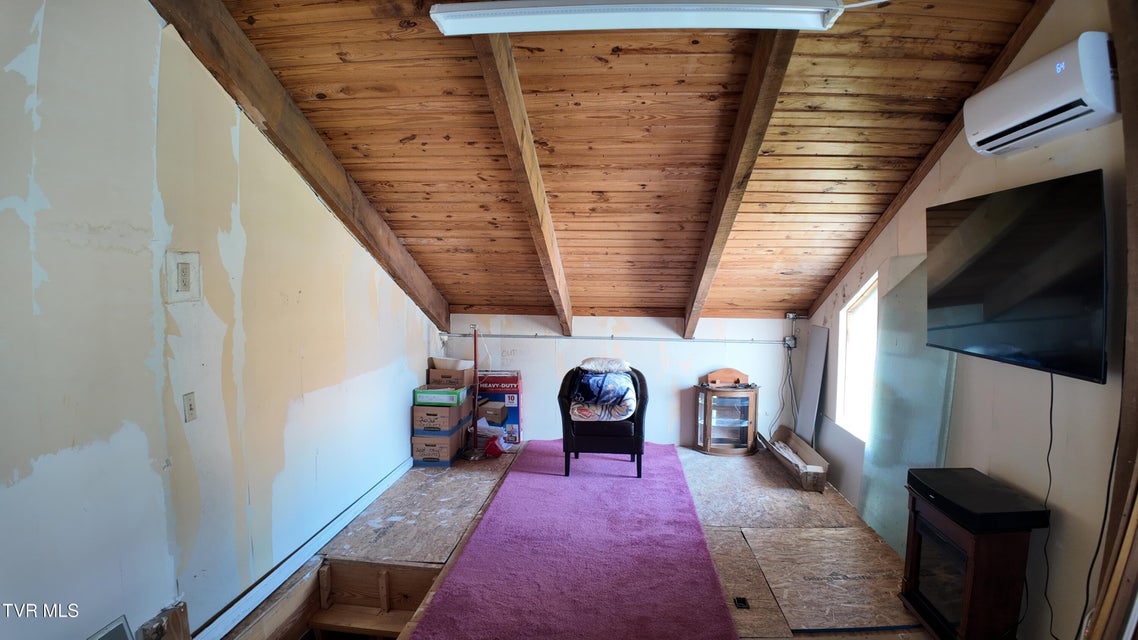 Photo #77: 1001 Roan Street