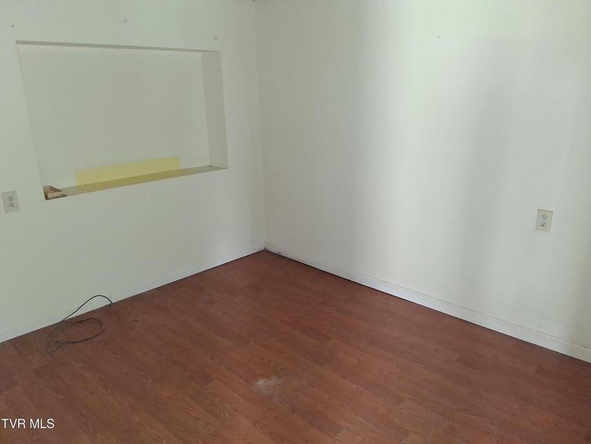 Photo #7: 171 Hob Knob Drive