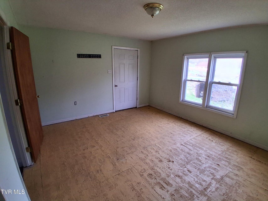 Photo #11: 171 Hob Knob Drive