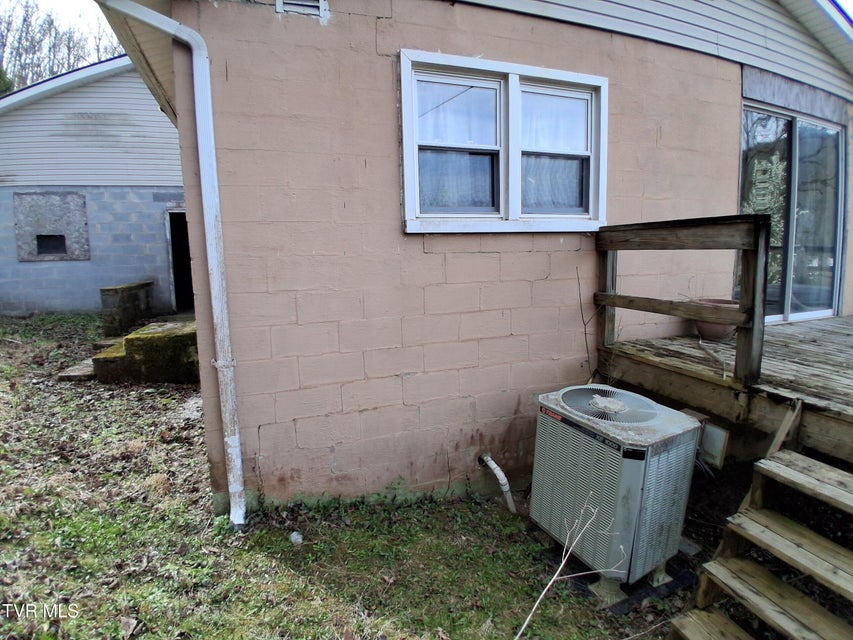 Photo #14: 171 Hob Knob Drive