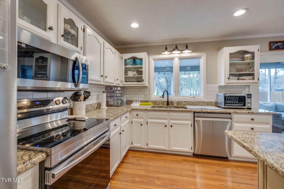 Photo #13: 112 Isaac Lincoln Place